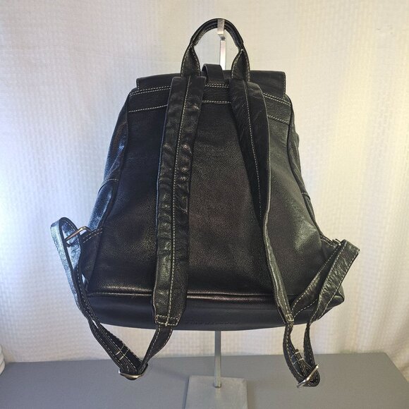 Kenneth Cole Backpack W/ Adjustable Straps & Multiple Pockets For Travel Or Ever - Picture 7 of 9